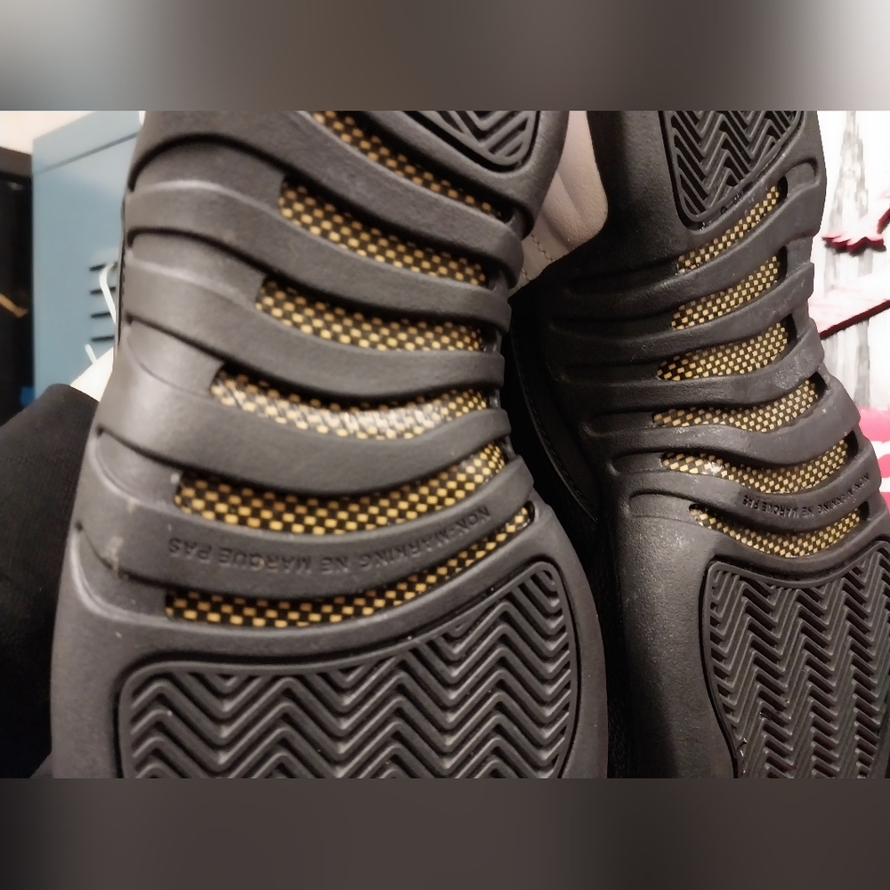 Retro Jordan 12 Taxis 🚕 size 7 gradeschool - Picture 9 of 13